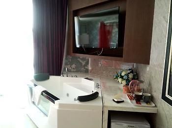 Zhengzhou Goodnight Hotel Jicheng  Exterior photo